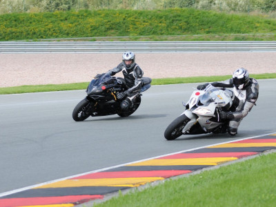 20110913161843_Freies_Fahren_Sachsenring_29-und-30_Aug_11-559.400x300-crop.jpg